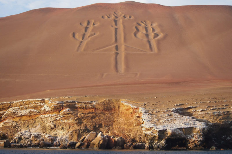 Candelabro Ruins Paracas Peru