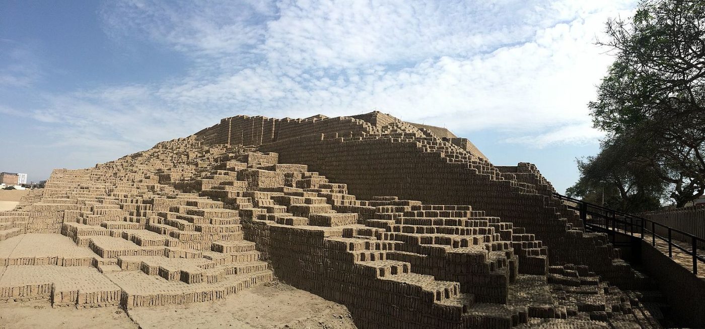 Huaca Pucllana Tour